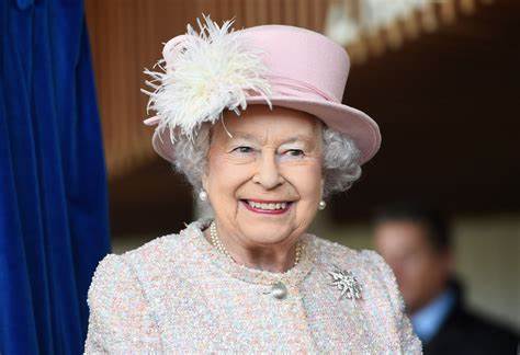 Dispatches from Home and London – The Day the Queen Died. September 8 2022